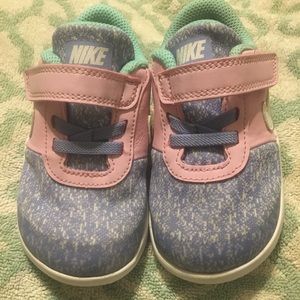 7c Nike toddler girl